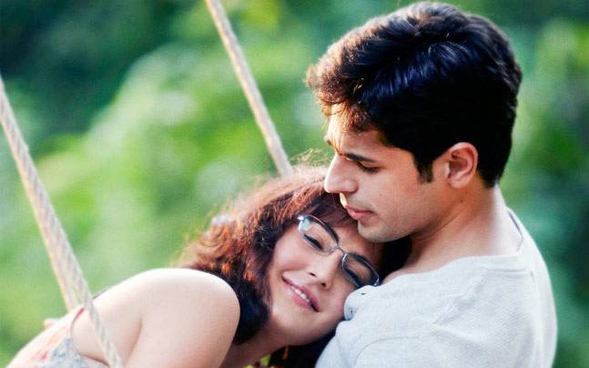 Katrina Kapoor Ka Xxx - Bra shot, Savita Bhabhi reference removed from Baar Baar Dekho by Censor  Board? - Filmy Fenil